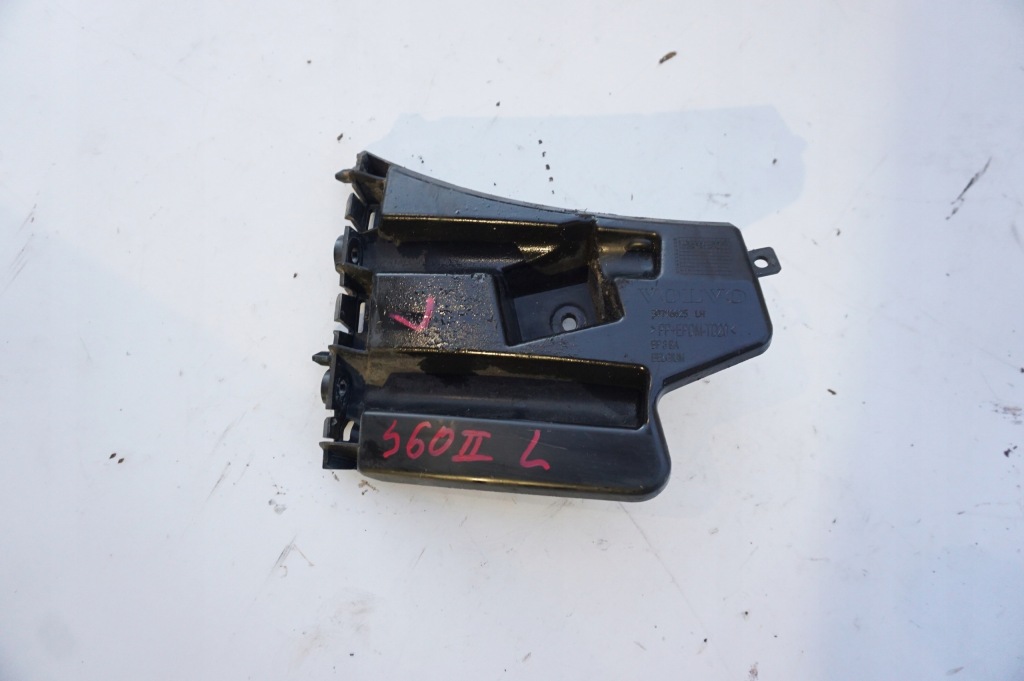 фото №1, Напрямна крила правий перед volvo s60 ii