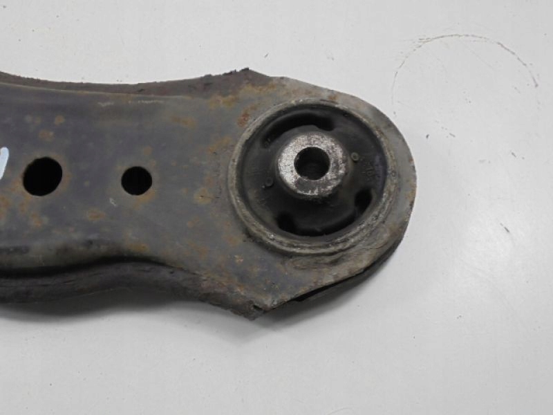 фото №4, Volkswagen new beetle важіль нижній перед лівий