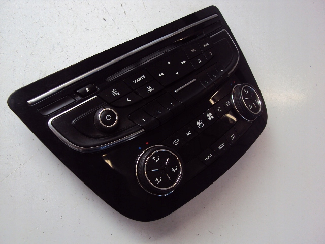 фото №2, Панель радио кондиционера peugeot 508 i