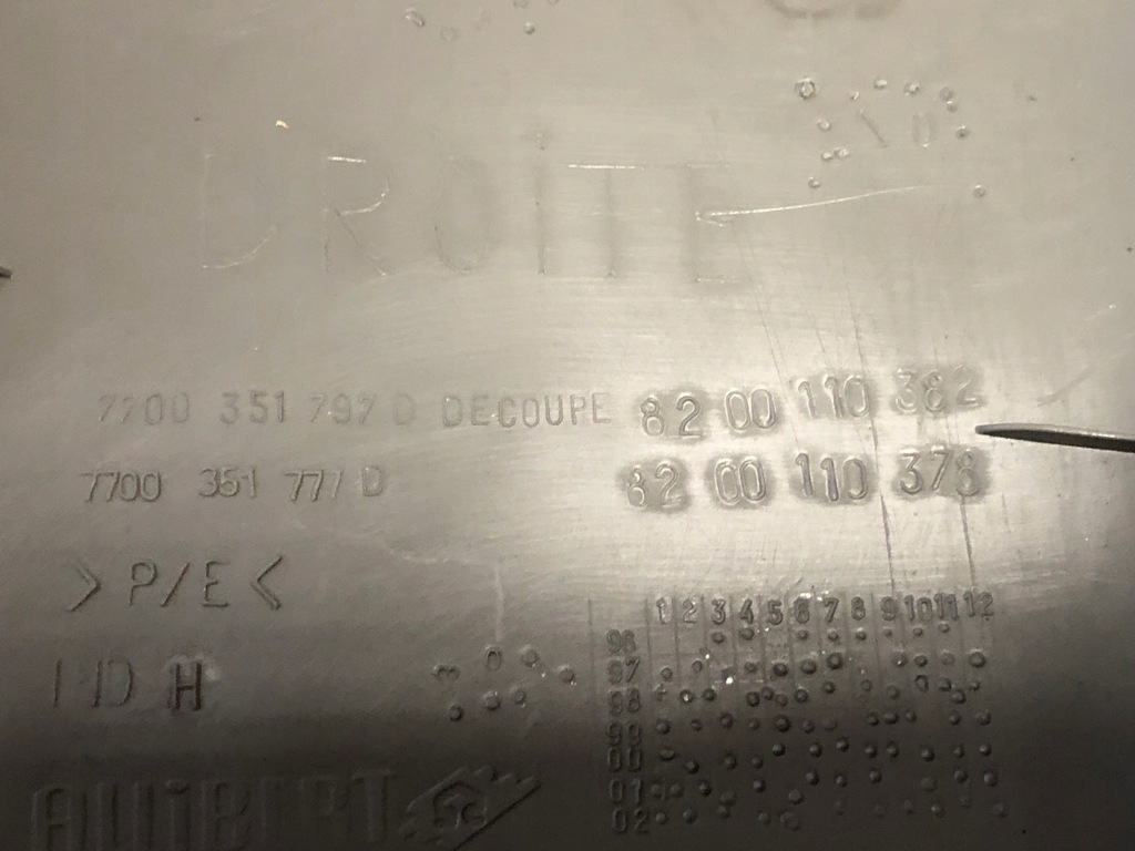 фото №6, Renault master ii 8200127457 обшивка стойка правая