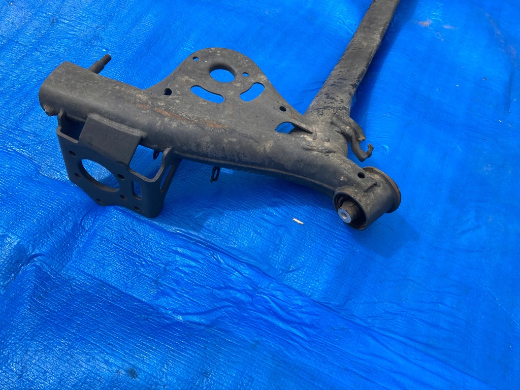 фото №8, Балка підвіска заднього suzuki vitara iii 3 2wd