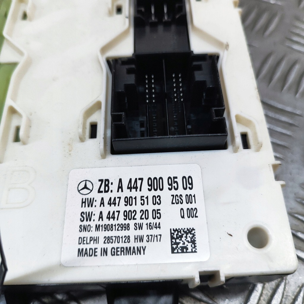 фото №8, Mercedes-benz vito viano w447 2019 блок управления / модуль комфорта