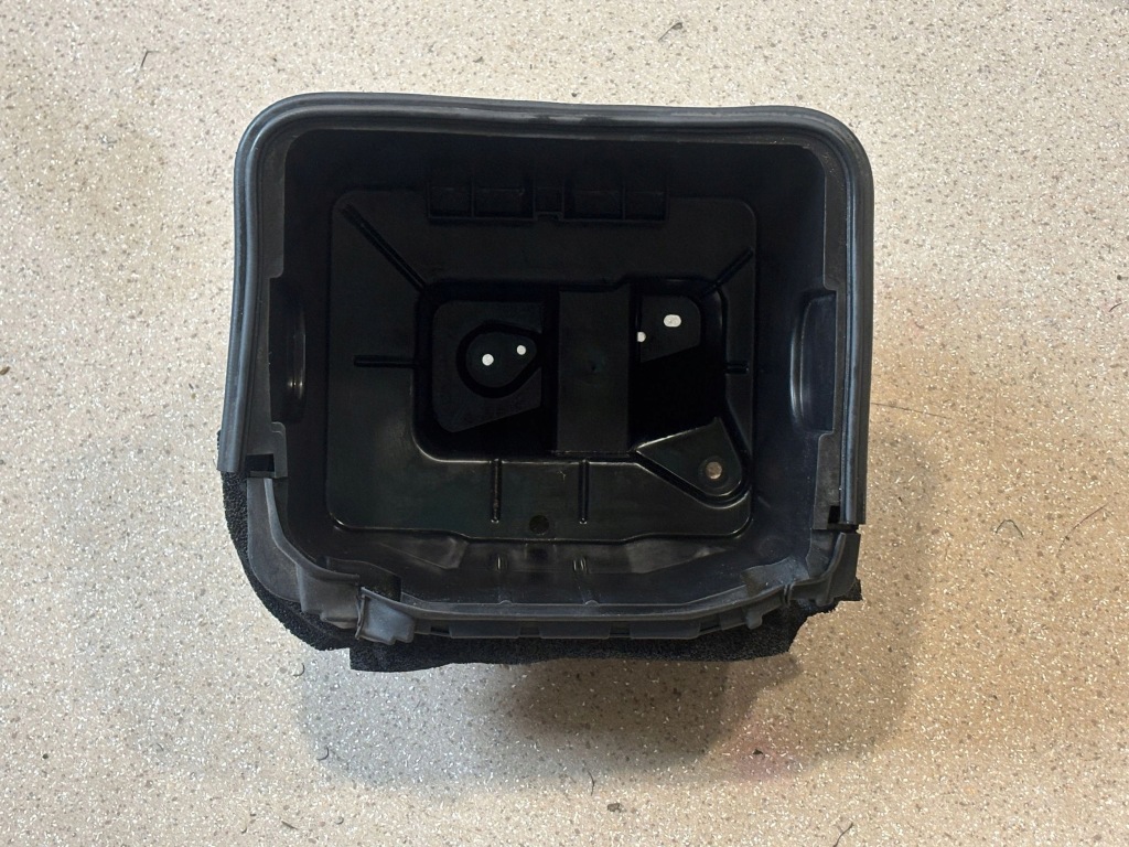 Основа акумулятор ford mustang vi gr3b10723b Київ