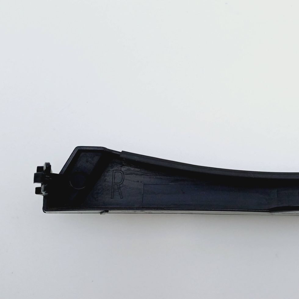 Молдинг под фара правый перед bmw 3 e46 lak. 475 /9 51137030554 nr45 Цена