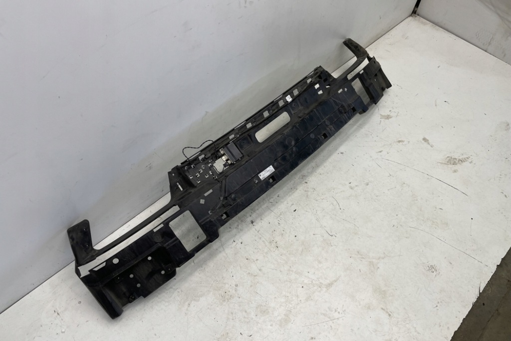 фото №13, Средний кронштейн заднего бампера bmw 7 f01, f02 8053749 3.0l дизель