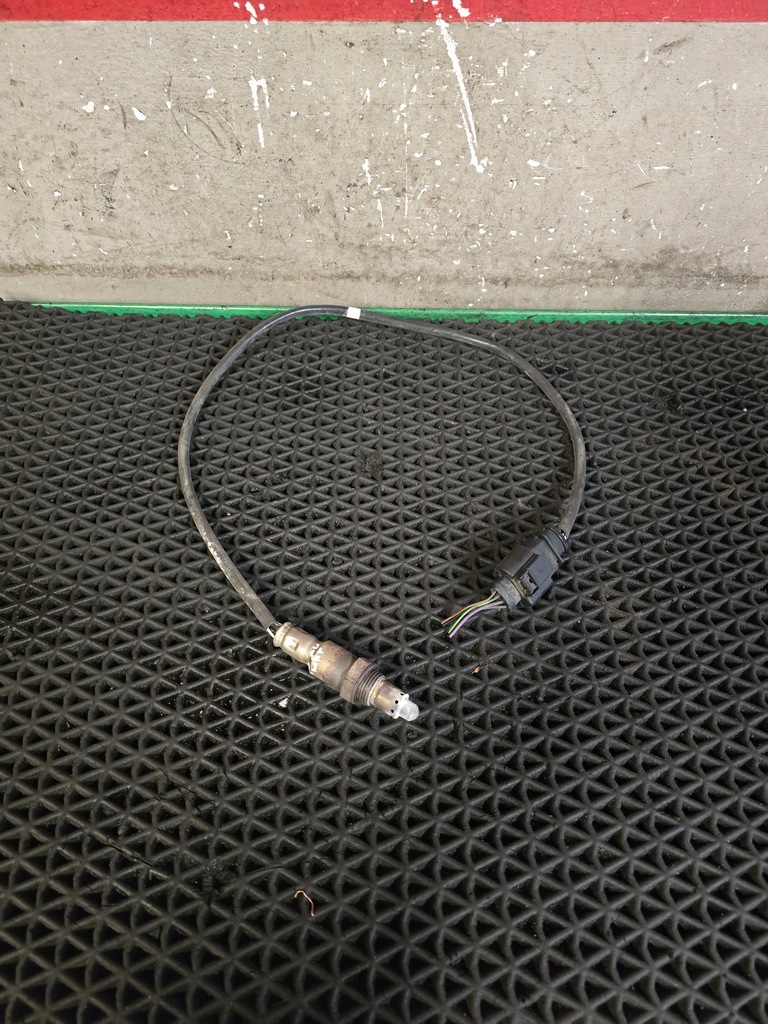 фото №1, Датчик лямбда-зонд audi a3 8v lift 1.5 tfsi 04e906262cs