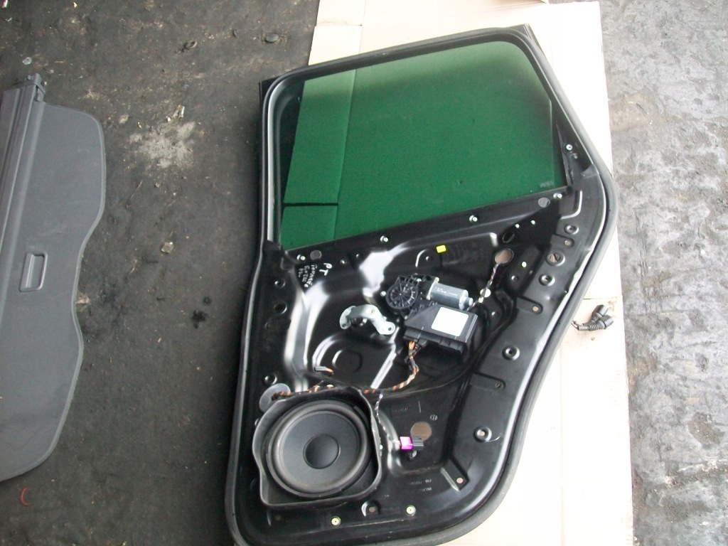 фото №1, Підйомник рамка скло правий задня vw touareg 03r