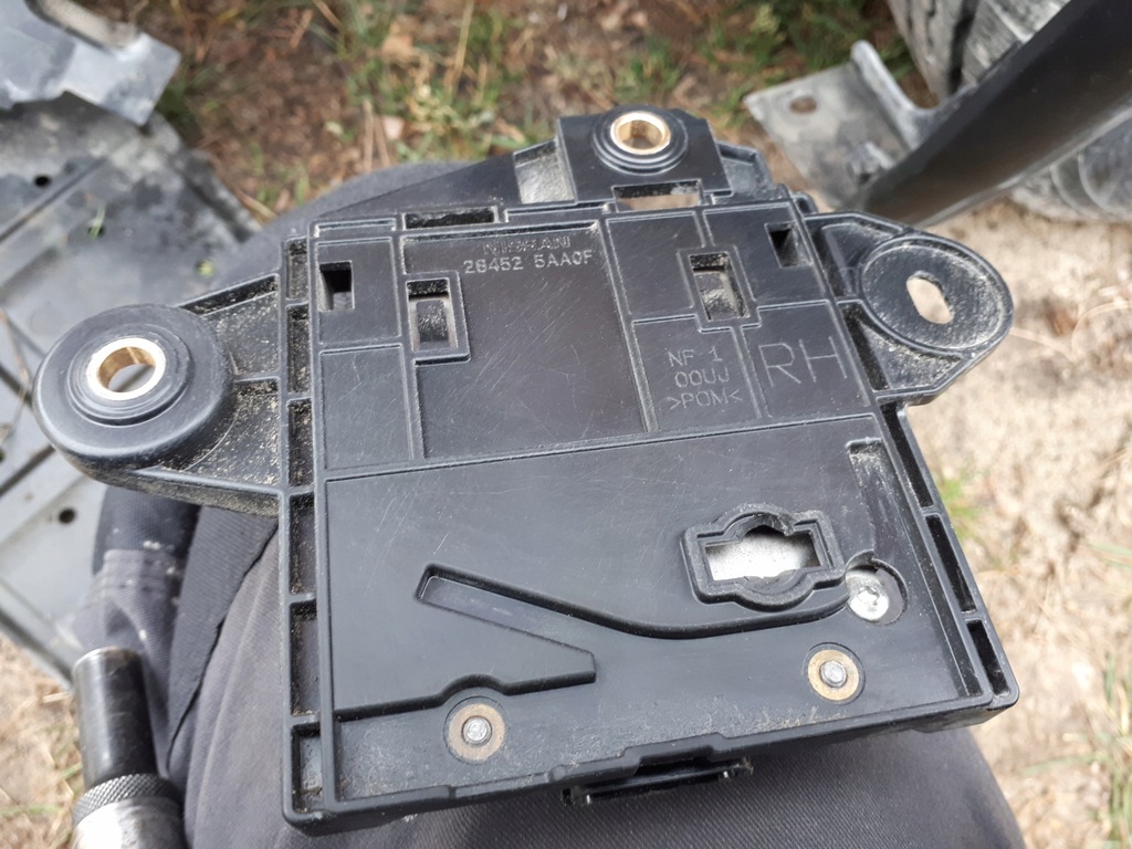 фото №6, Nissan murano z52 15- радар датчик поперечина движения правый задняя 284k0-5aa2f