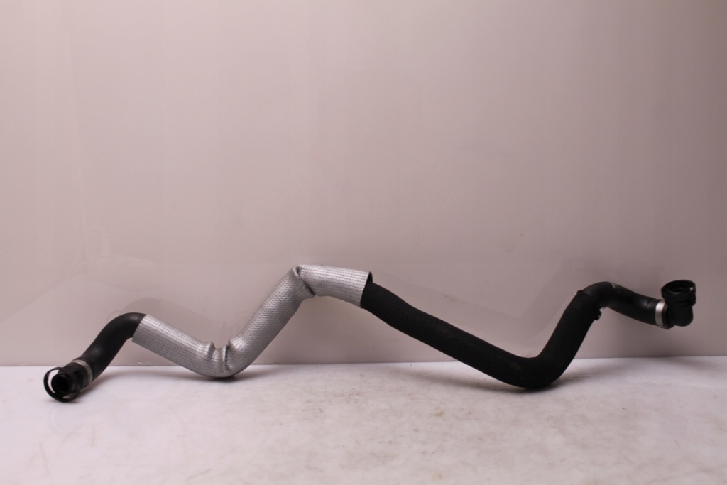 фото №2, Audi r8 ii 16r- 5.2 v10 трубка wąż шланг wody