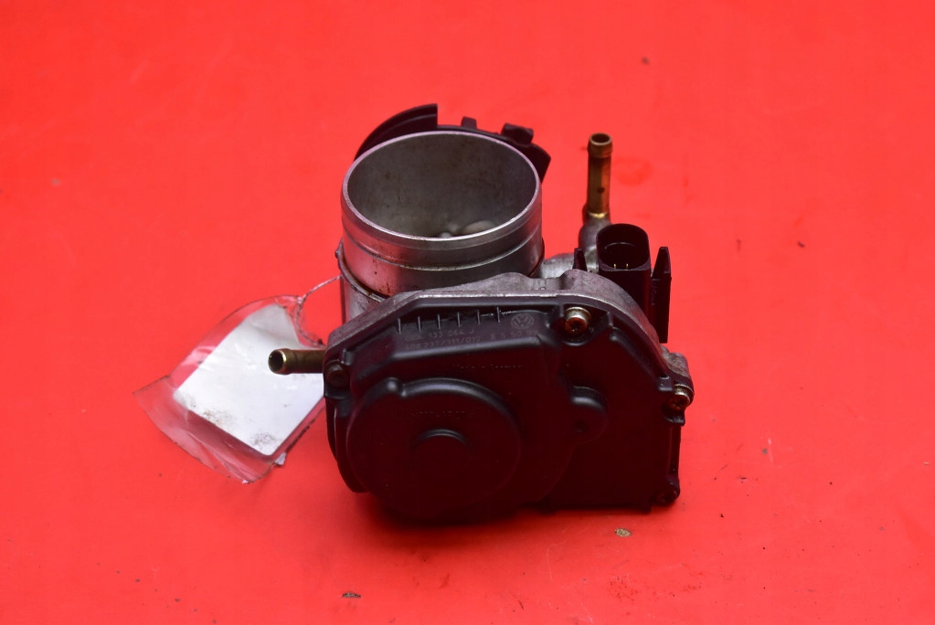 фото №6, Дросельна заслінка 06a133064j audi a3 8l 1.6 8v 101 km 96-00