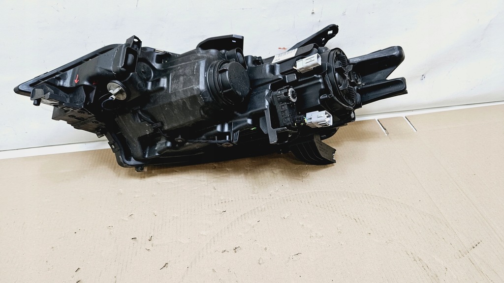 фото №9, Лампа перед права mitsubishi outlander iii lift