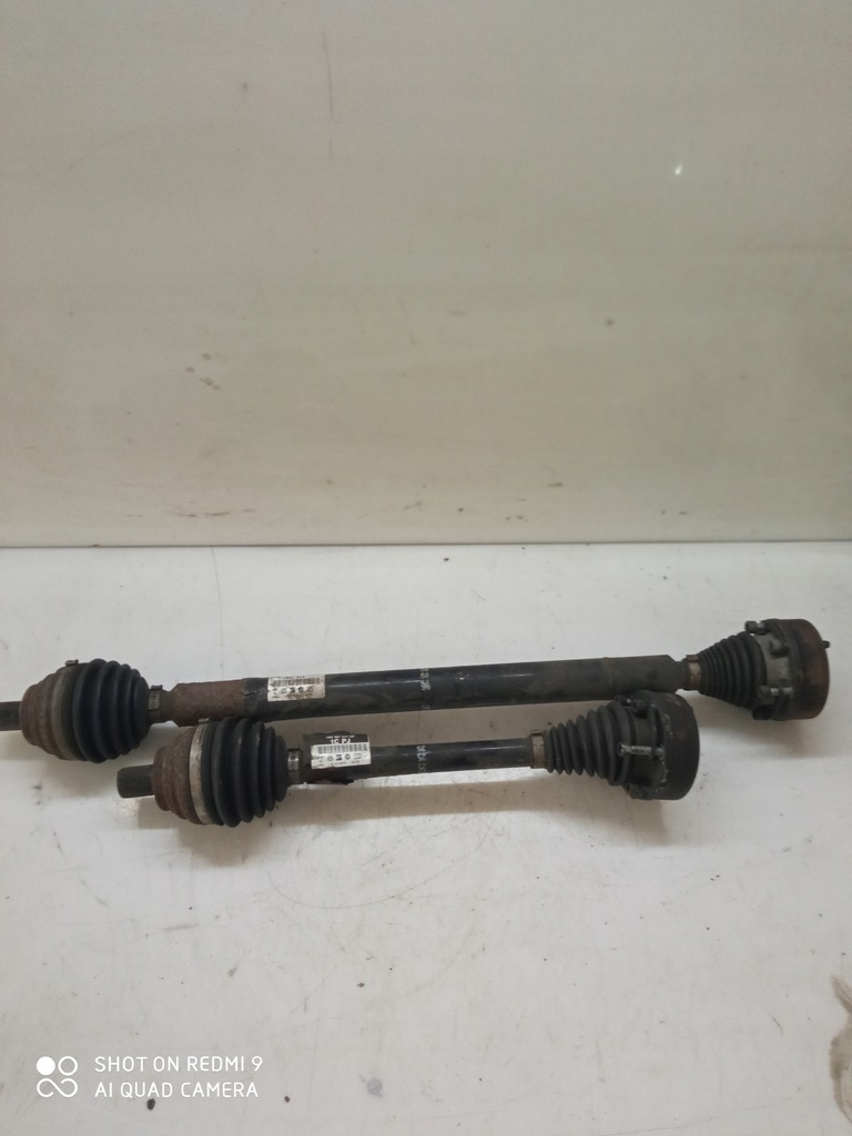 фото №1, Приводной вал левая правая audi a3 8p 1,6 tdi 1k0407272cc