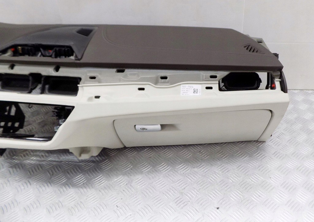 фото №7, Bmw 5 g30 g31 приборная панель консоль head up коричневая кожа