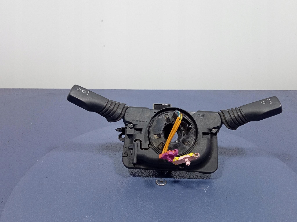 фото №1, Opel zafira b переключатели переключатель комбинированный 13250224gf