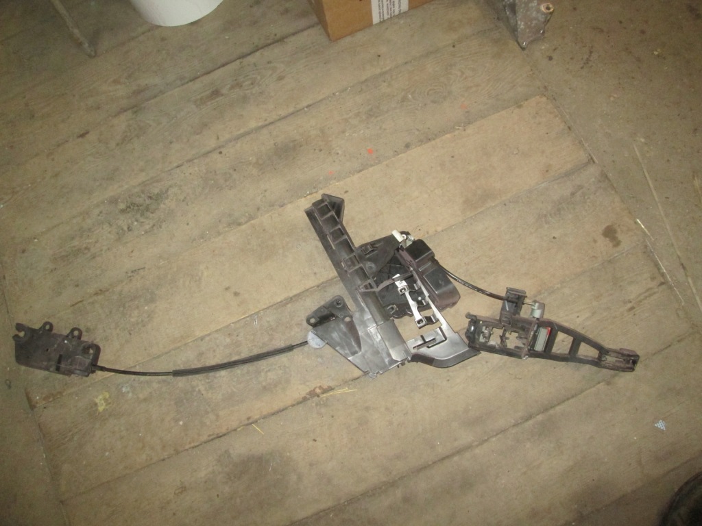 фото №1, Замок двері ручка механізм комплект правий задня ford focus mk2 4m5a a26412bc