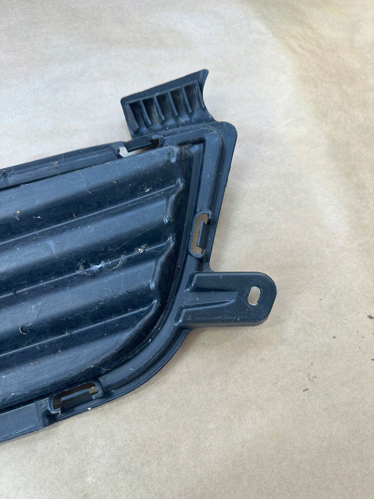 фото №11, Mitsubishi outlander iii решётка средняя перед 6402a233