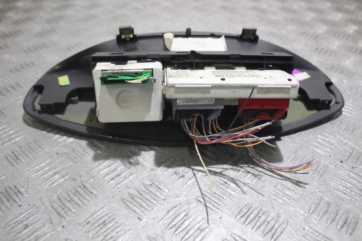 фото №2, Дисплей renault laguna ii