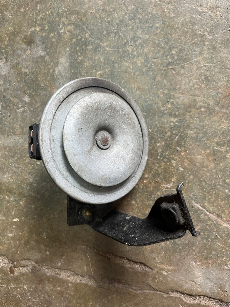 фото №1, Клаксон 6n0951101 audi vw