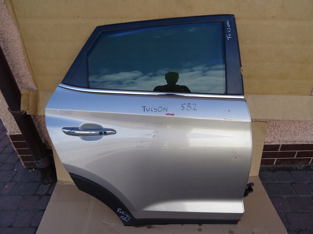 фото №1, Hyundai tucson ii дверь правое задняя