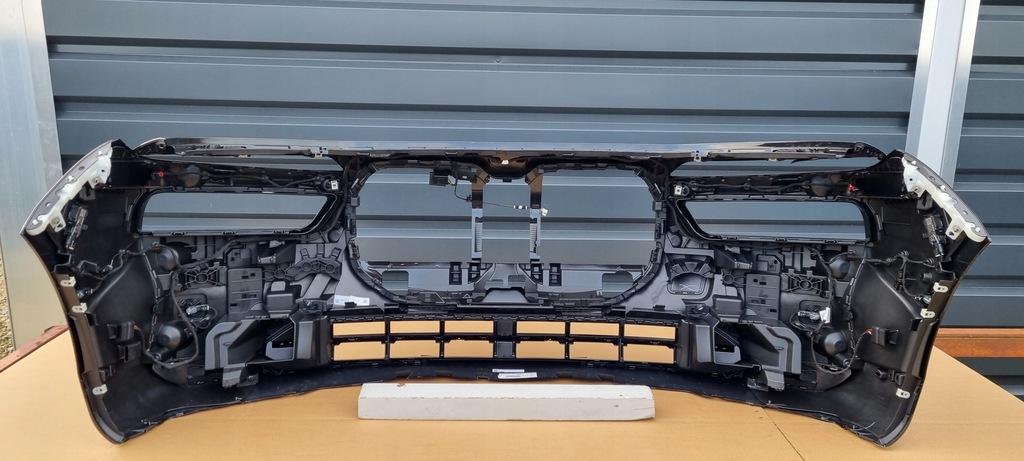 фото №8, Bmw 7 i7 g70 бампер перед оригинал a159