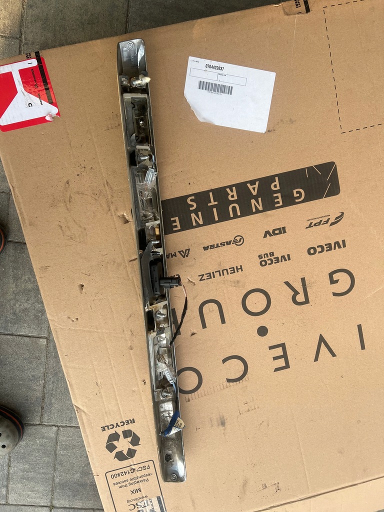 фото №10, Накладка хром задняя крышки laguna iii kombi