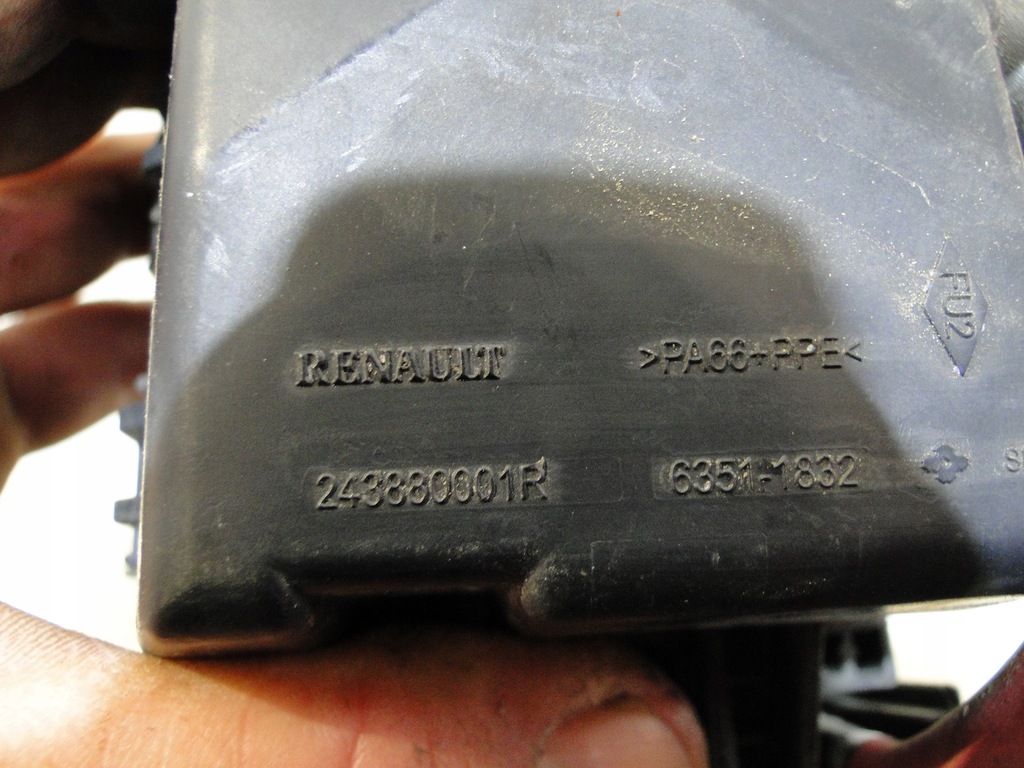 фото №8, Renault megane iii коробка запобіжників