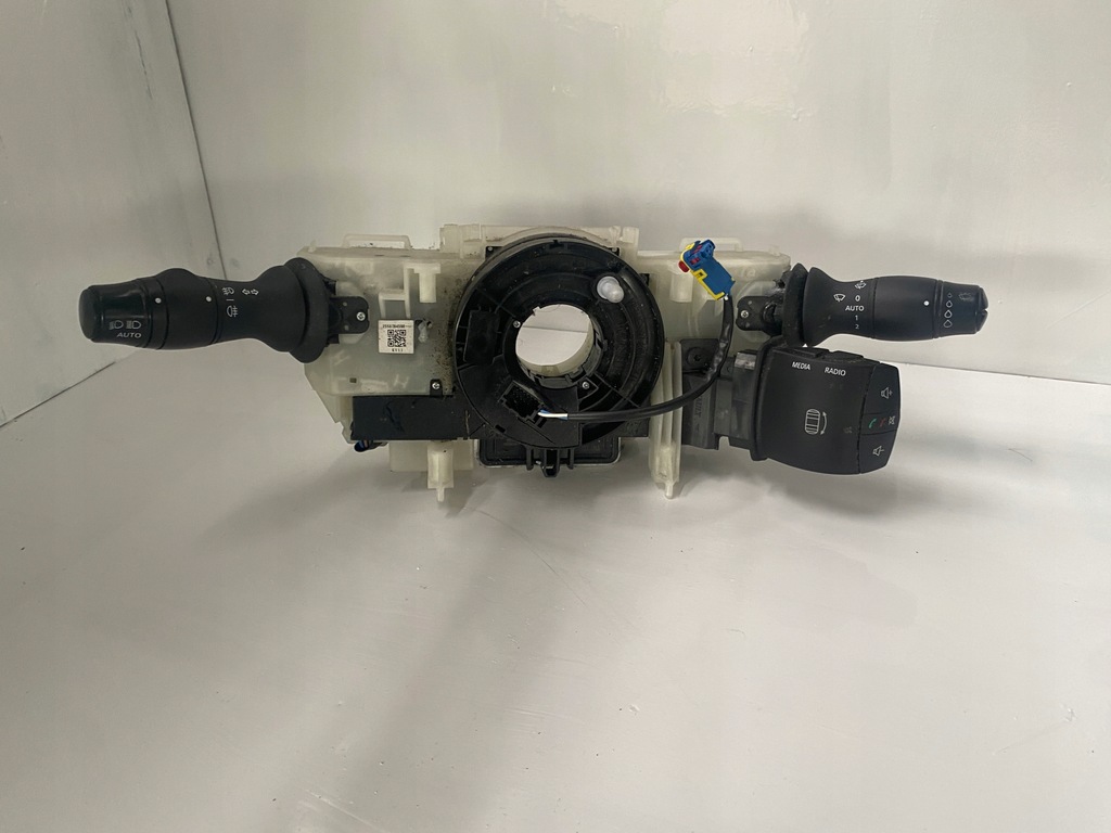 фото №3, Оригінальний номер renault перемикач світла renault master 14-