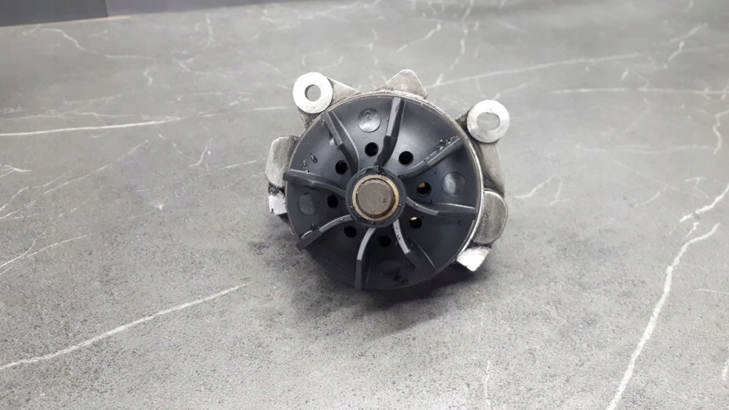 фото №1, 70904100 насос воды renault master ii 2.5dci