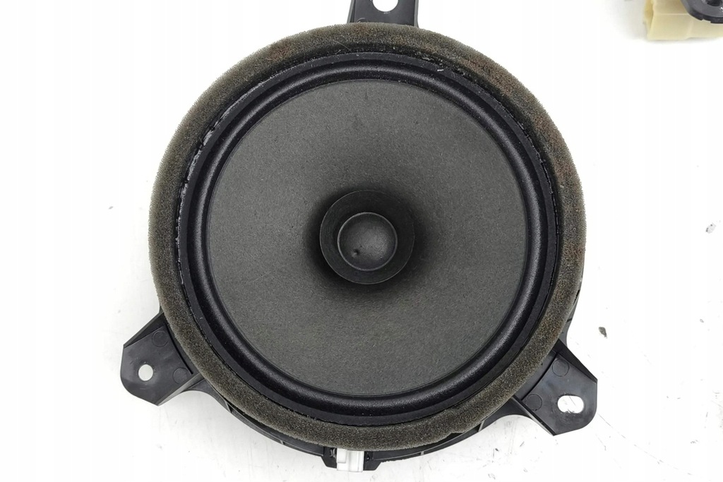 фото №15, Система озвучивание toyota corolla sedan _e15_ 8616002b80 1.8l 2021