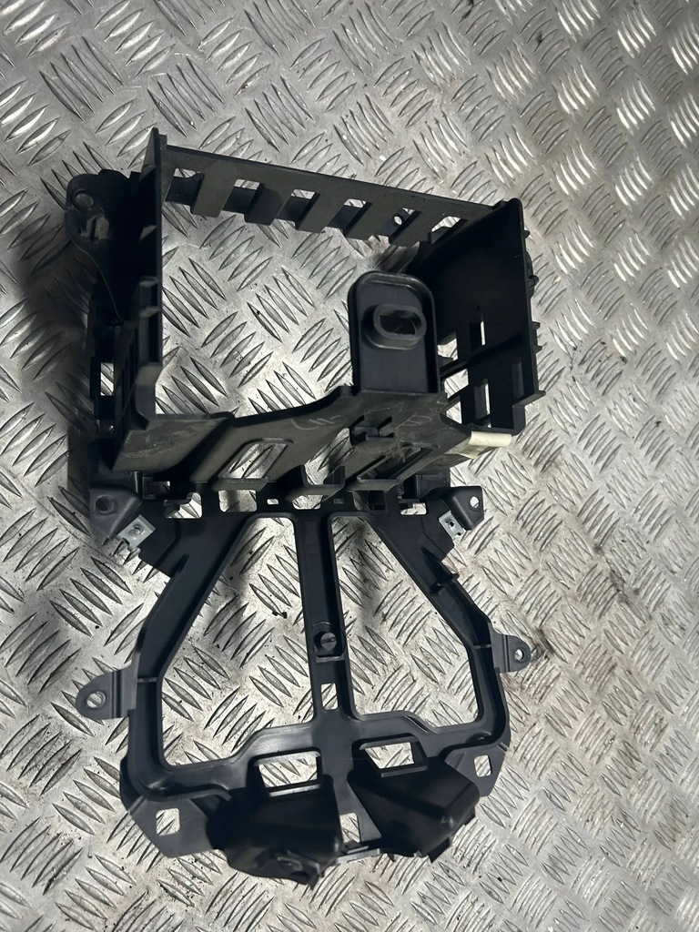 фото №1, Кронштейн защита панели консоли mini r56 9206833