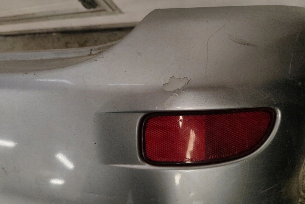 фото №12, Бампер задний toyota previa _r3_ 8p6 2.0l дизель 85kw 2002