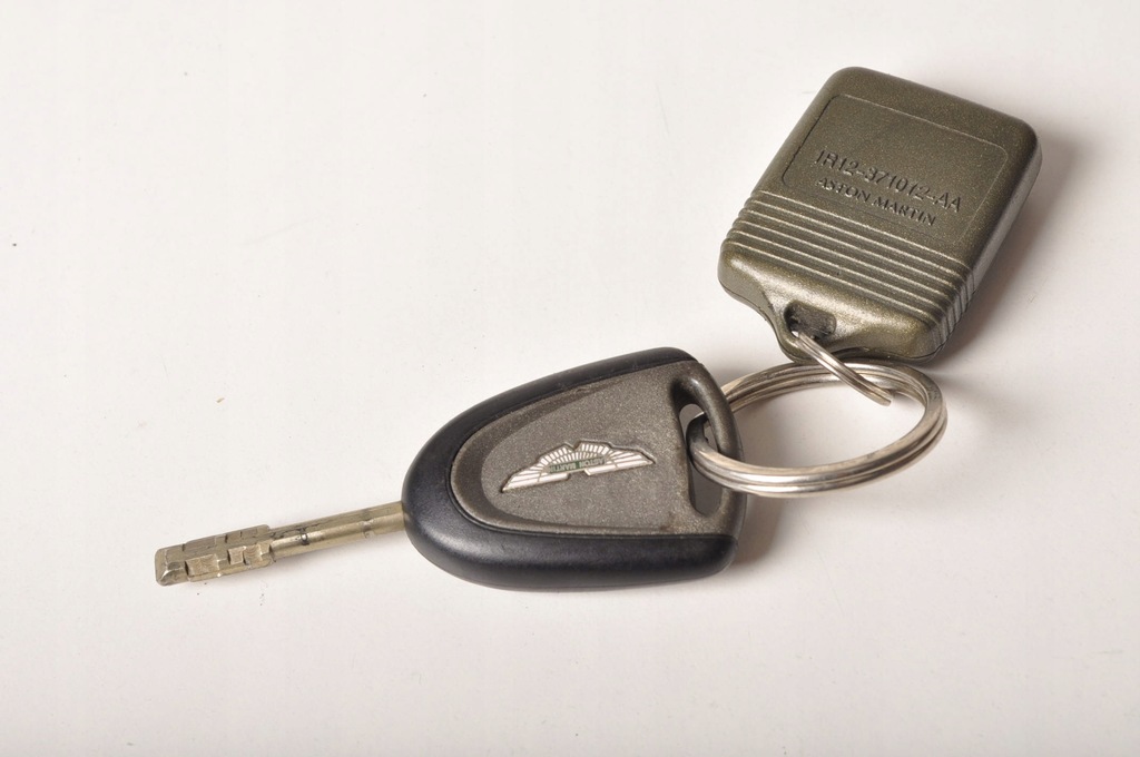 фото №7, Aston martin vanquish i vantage колонка кермова 1r12-252098-ac