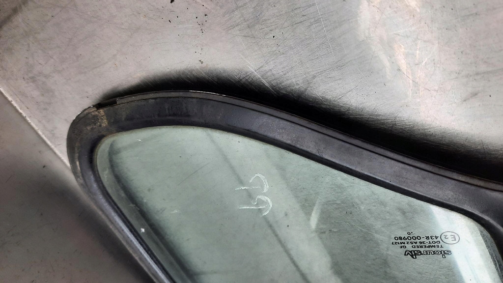 фото №10, Стекло дверь правый перед треугольник fiat ducato ii 01r