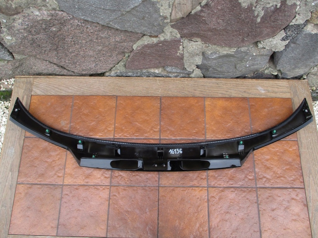 фото №8, Honda hr-v hrv ii 2 накладка крышки задняя