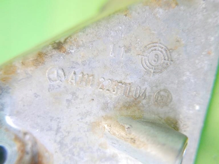 фото №4, Кронштейн кронштейн двигуна mercedes r170 slk 2.3 96-00