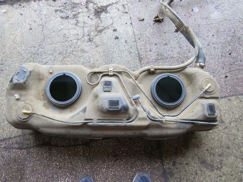 фото №1, Bak бак топлива 4x4 swift mk7 1.2 b