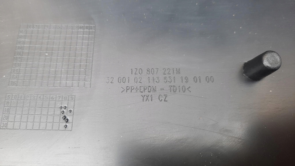 Бампер перед передний skoda octavia ii lift 08-13r 1z0807221m новый в Украине