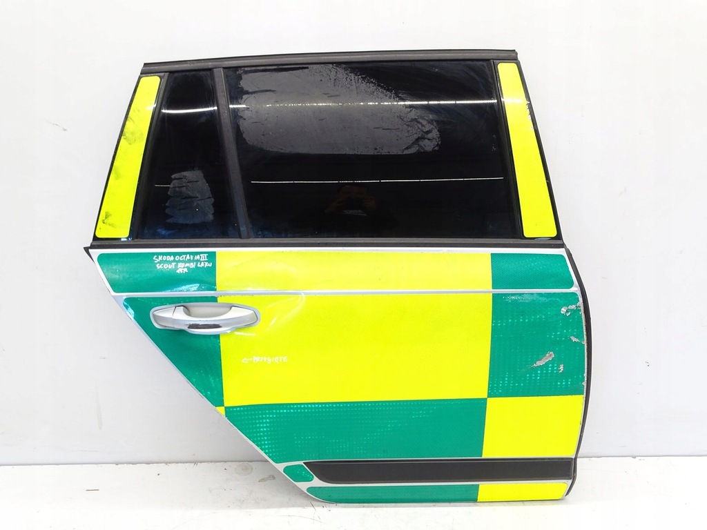 фото №1, Дверь правое задняя задние правый skoda octavia iii scout la7w