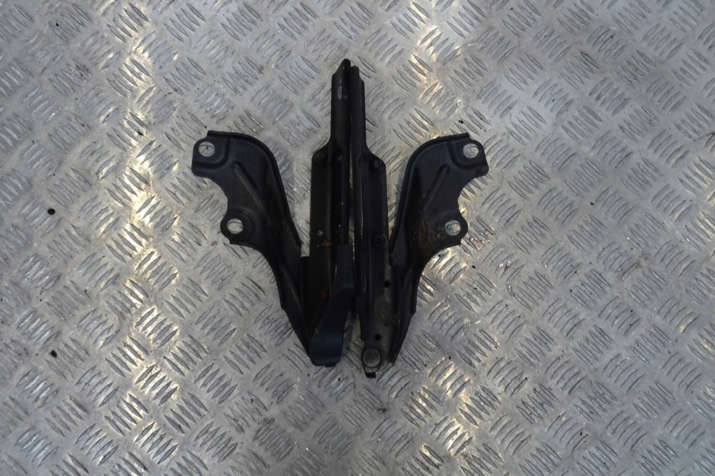 фото №1, Audi a6 c7 - петлі капот