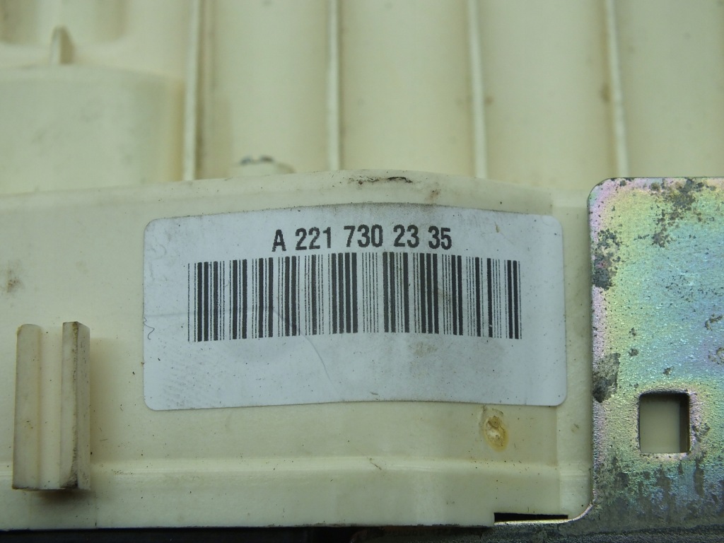 Mercedes w221 замок дверь левый задняя 6pin Доставка