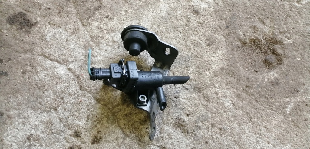 фото №1, Nissan qashqai j10 2.0 dci клапан вакууму