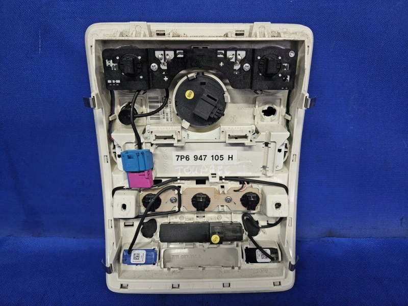 фото №4, Лампа освещение кабины vw touareg ii