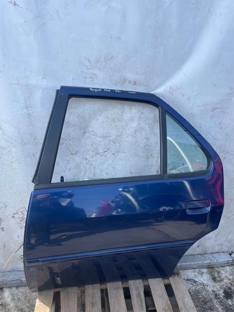 фото №1, Peugeot 306 kombi дверь задние левая левый задняя