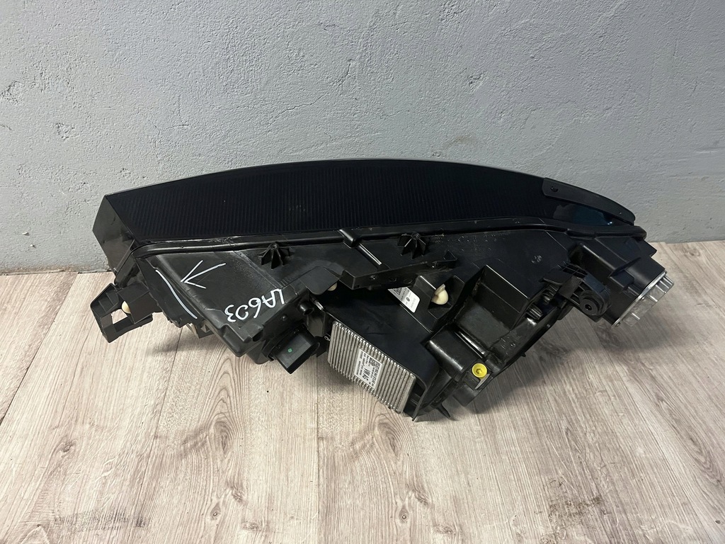 фото №9, Vw id4 id.4 лампа правый перед 11b941036h