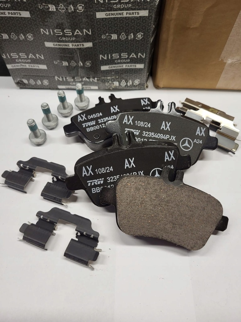 фото №7, Тормозные колодки тормозные задние infiniti q30 qx30 mercedes a b cla gla оригинал