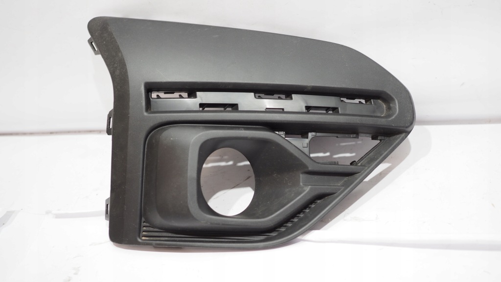 фото №1, Решётка бампера правая перед dacia sandero iii stepway оригинальный номер