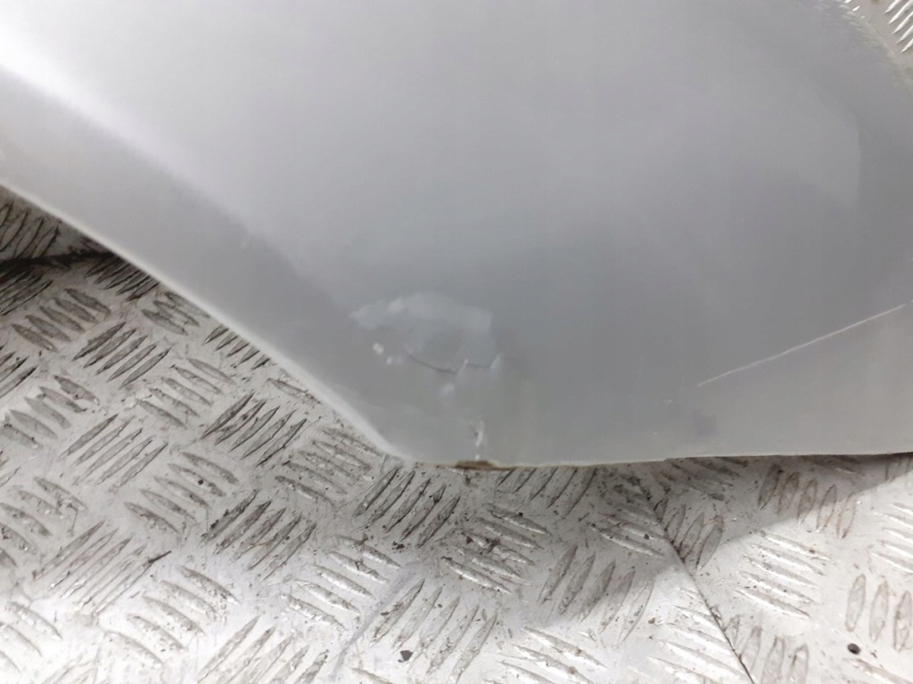 Крыло  правый  mercedes a-klasa w168 195v Недорого