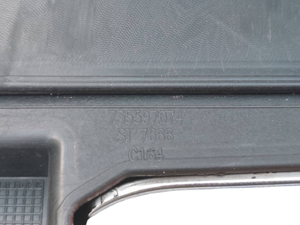 Бампер, хром, решітка радіатора, решітка середня fiat 500 x przed lift 384. Київ