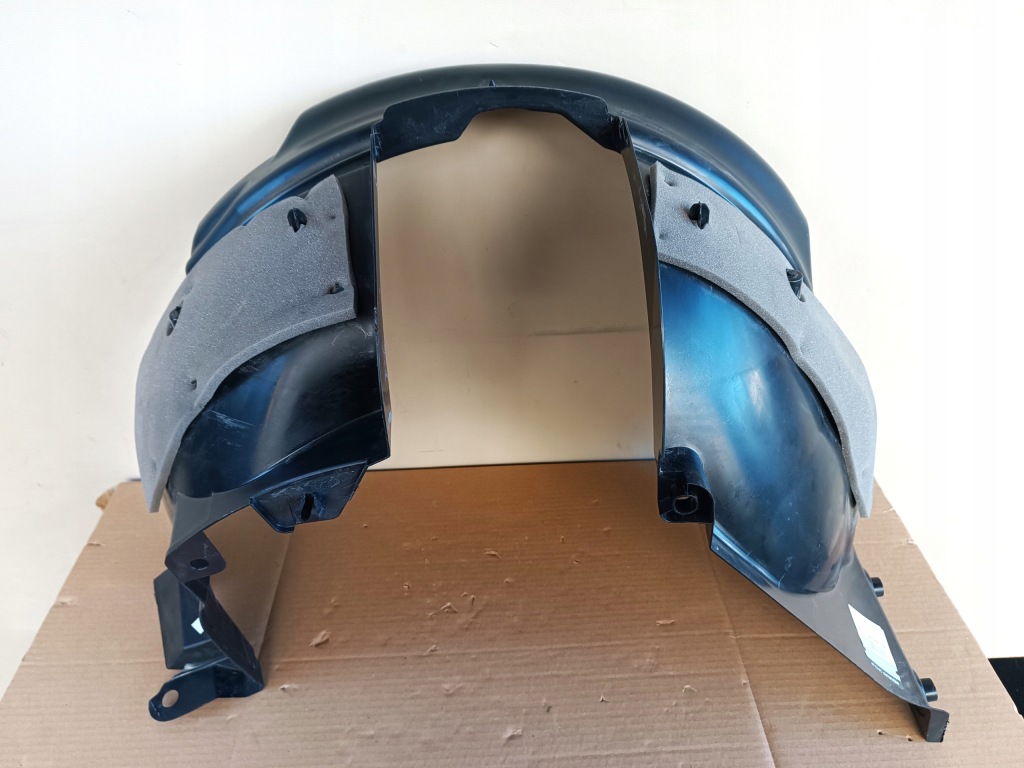 Купить Renault express ii 2020+ подкрылок правое перед передние оригинал 638405770r