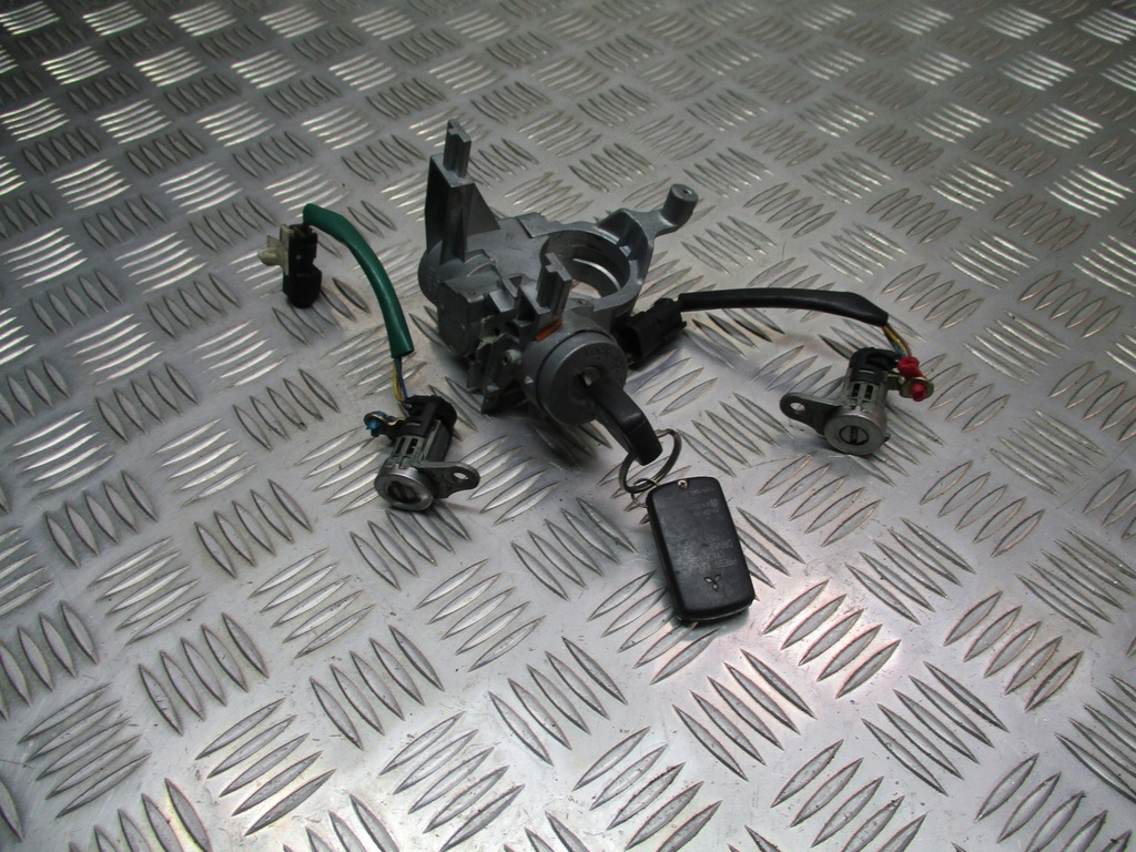 фото №1, Замок запалювання ключ вкладиші mitsubishi outlander i